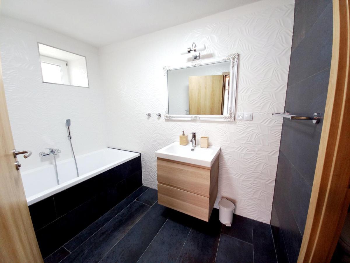 בזנץ Apartmany Olsovska מראה חיצוני תמונה